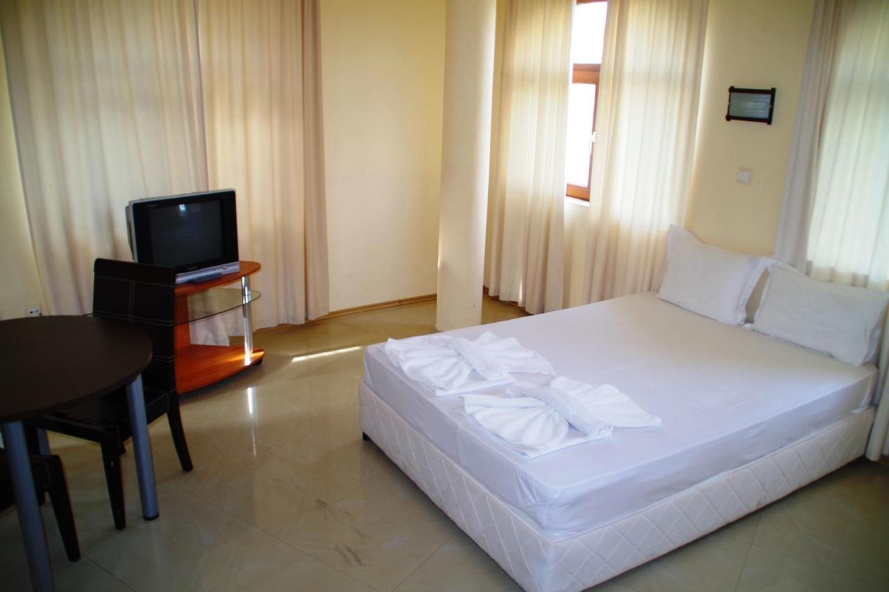 Azura Garden Apartments Czernomorec Zewnętrze zdjęcie