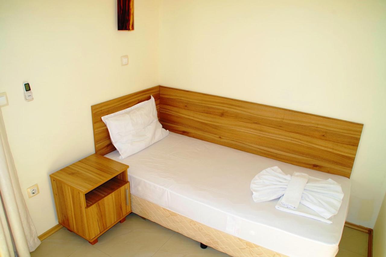 Azura Garden Apartments Czernomorec Zewnętrze zdjęcie