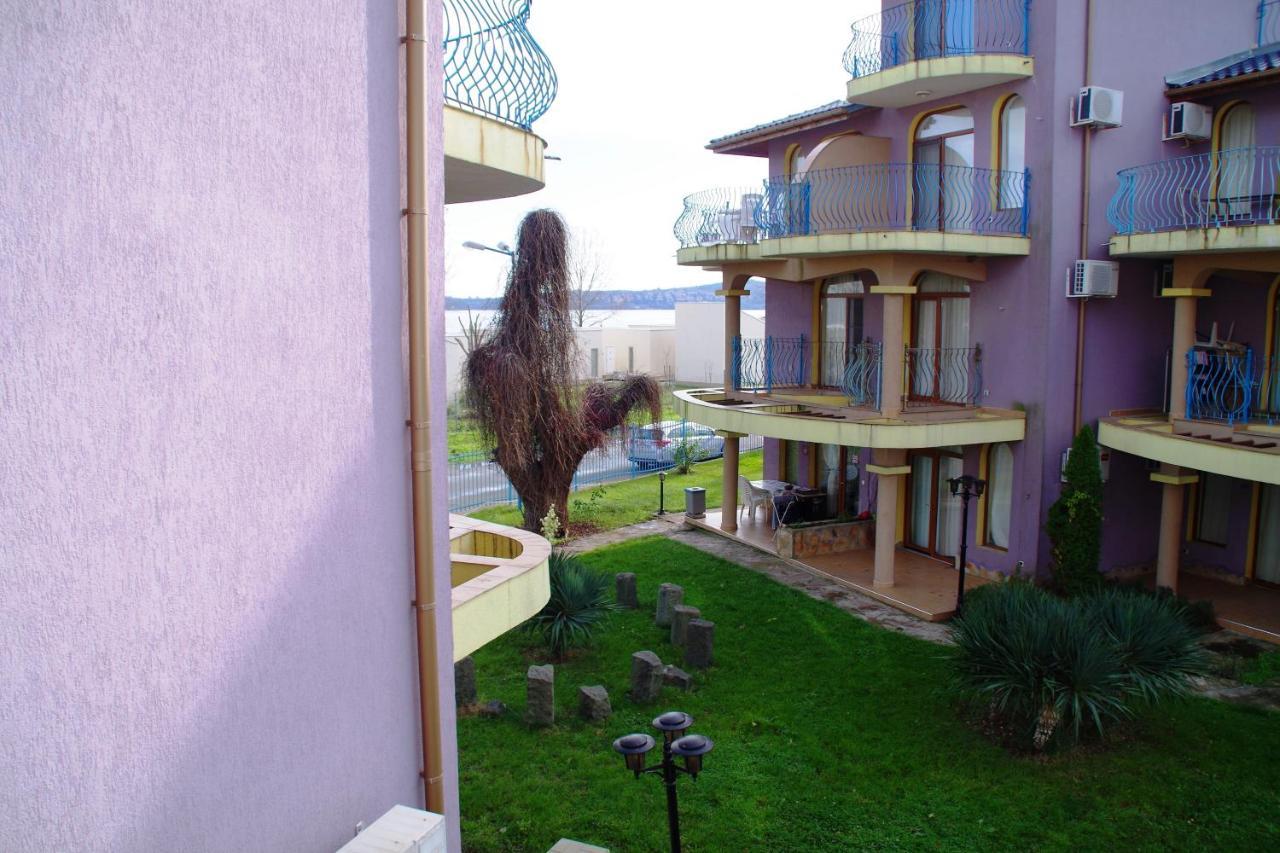 Azura Garden Apartments Czernomorec Zewnętrze zdjęcie