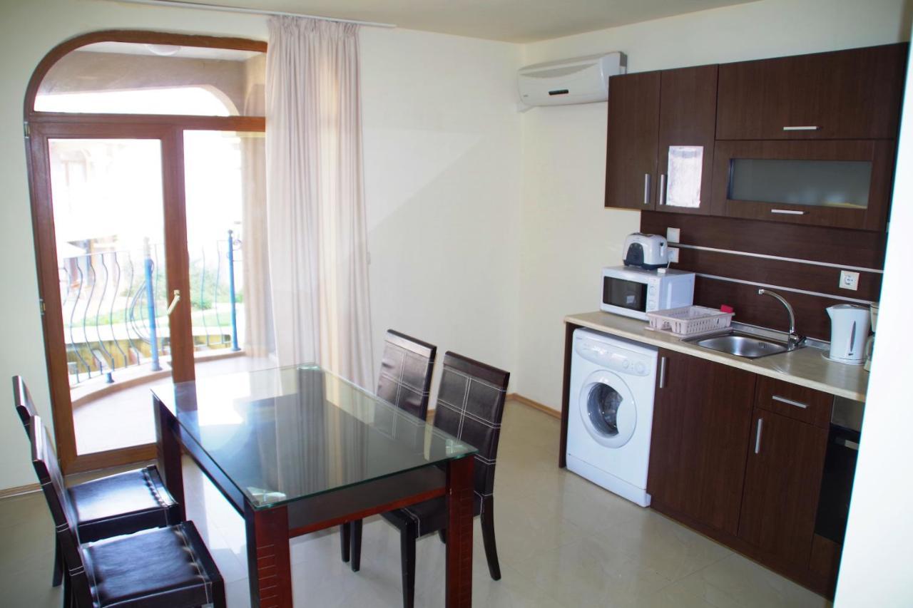 Azura Garden Apartments Czernomorec Zewnętrze zdjęcie